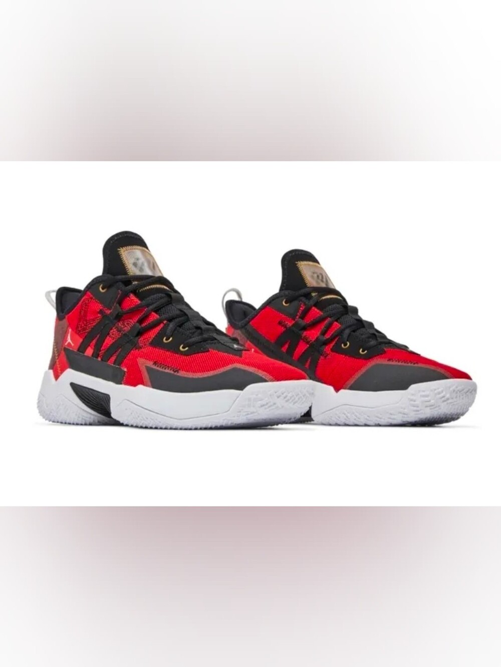 Nike Men's Red and Black Low-Top Basketball Sneakers